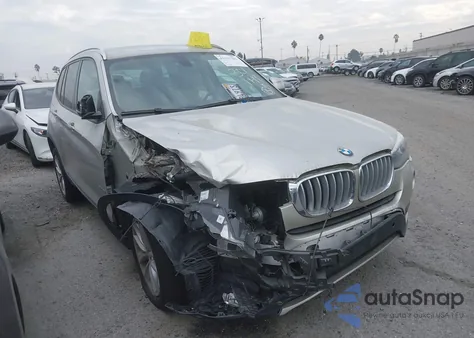 2017 BMW X3 Sdrive28I из США, поврежденный, VIN 5UXWZ7C30H0V90886